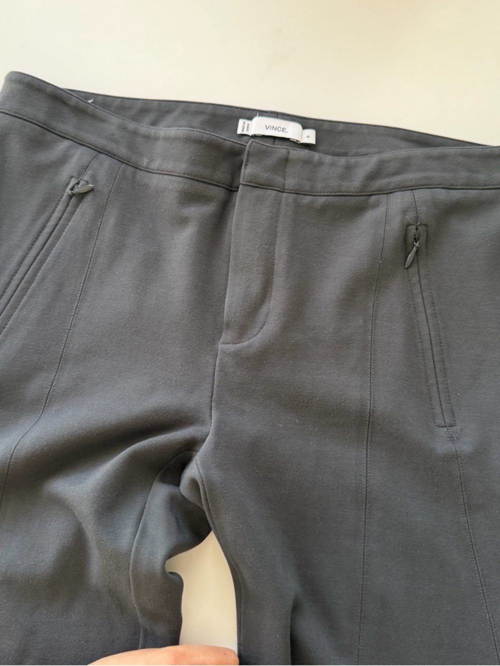 Vince Grey Stretch Zip Pocket Skinny pants size 8. - Picture 5 of 8